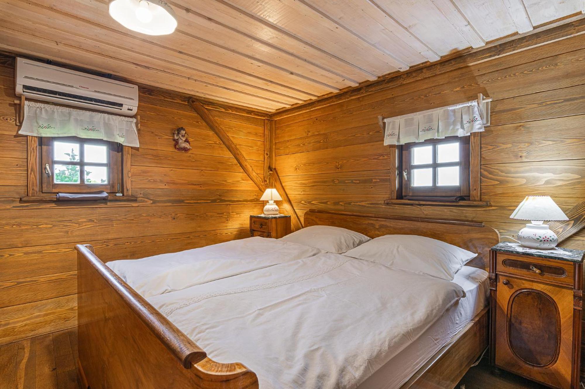 Otočec Vineyard Cottage Skatlar מראה חיצוני תמונה